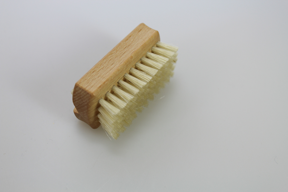 Preview: Reisenagelbürste hell